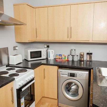Bonhill Getaway Apartment Дъмбартън Екстериор снимка
