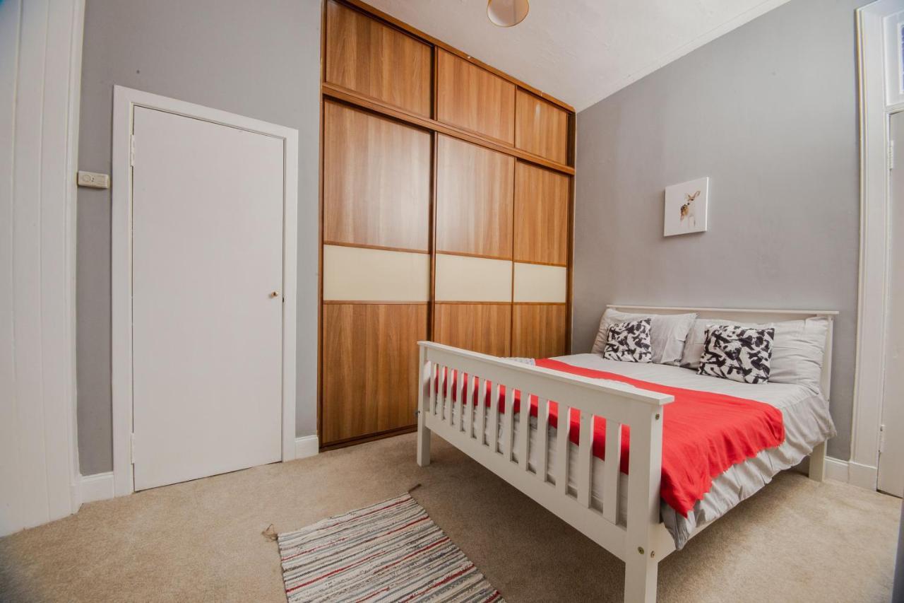 Bonhill Getaway Apartment Дъмбартън Екстериор снимка
