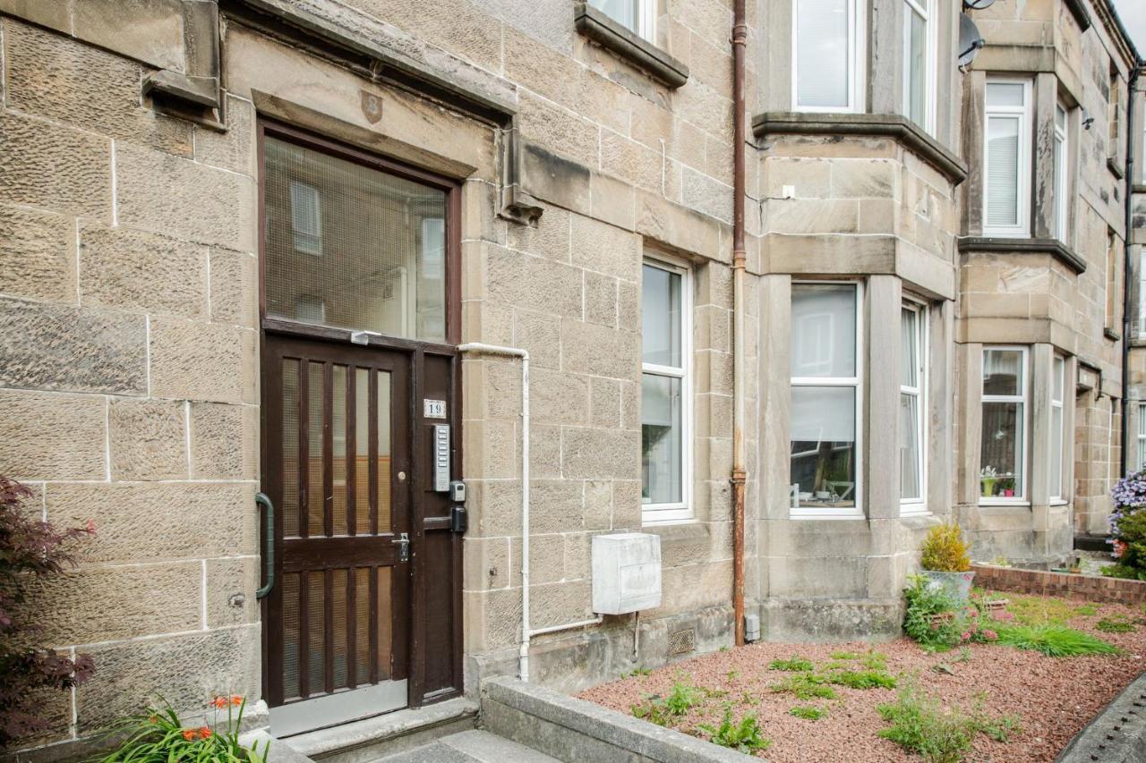 Bonhill Getaway Apartment Дъмбартън Екстериор снимка