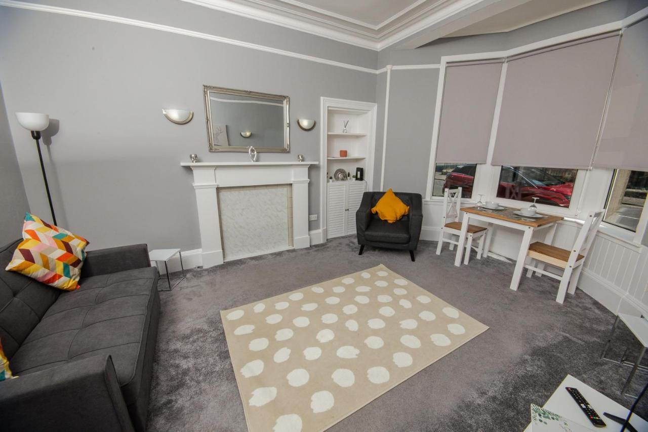 Bonhill Getaway Apartment Дъмбартън Екстериор снимка