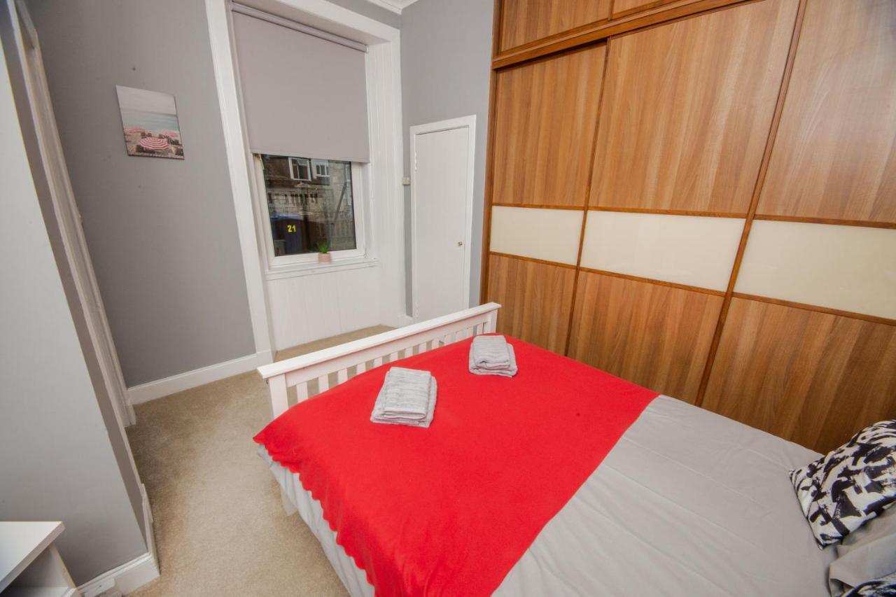 Bonhill Getaway Apartment Дъмбартън Екстериор снимка
